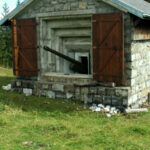 08.2-25 | Festungsanlagen am Thunersee Ein Muss für alle, die sich einen vertieften Überblick mit Hintergrundinformationen zum Aufbau und Ende des Schweizerischen Festungsbau verschaffen möchten